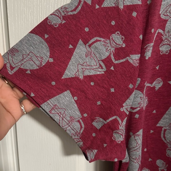 LuLaRoe Magenta Kermit the Frog Short Sleeve High-low Midi Sundress - Picture 5 of 6